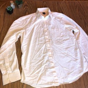 GAP Men’s Button-down